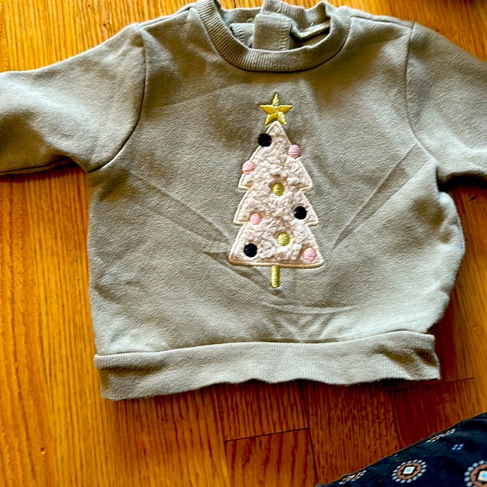 Baby sweatshirt